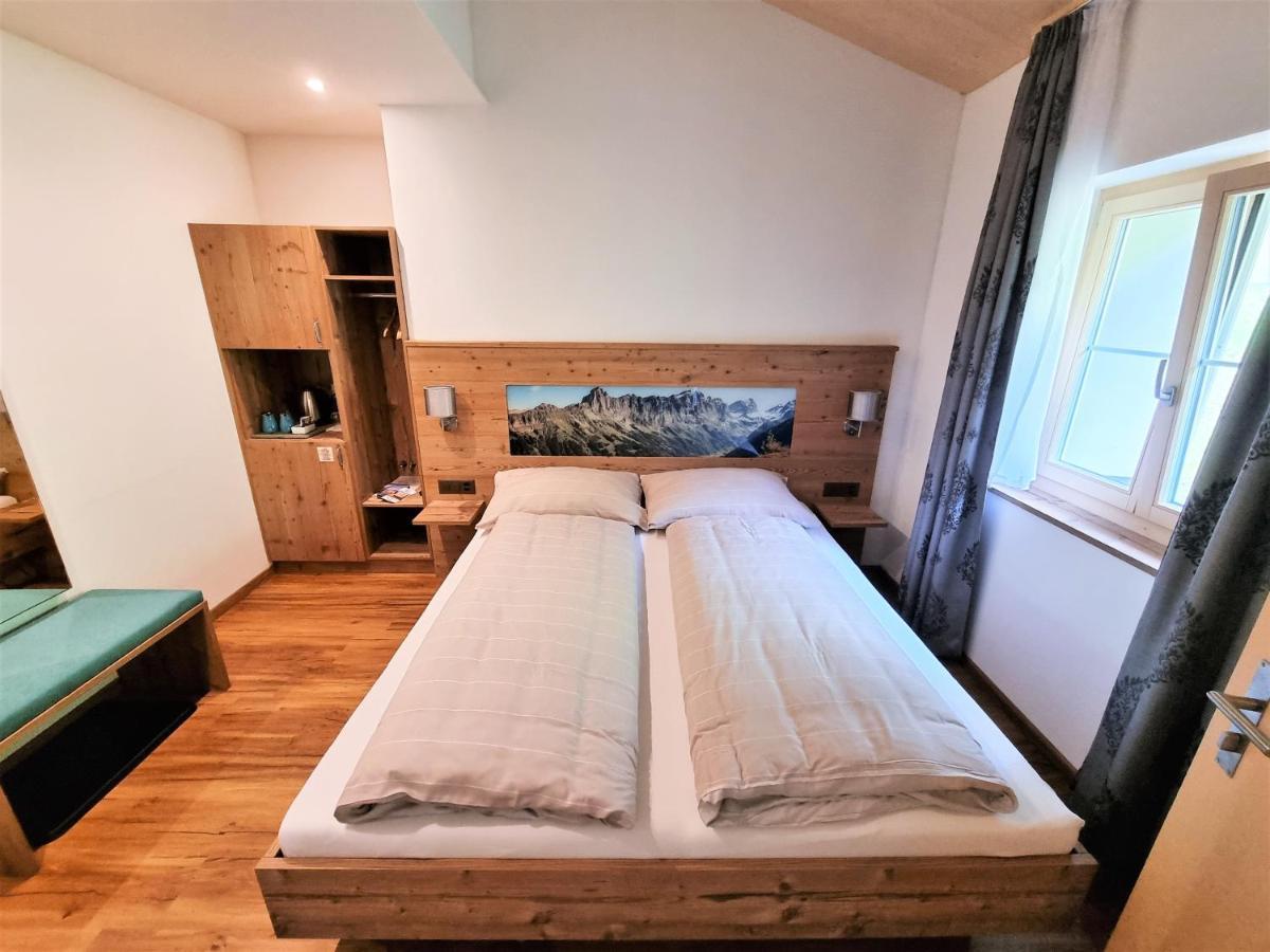 Triftblick Bed & Breakfast Gadmen Екстериор снимка