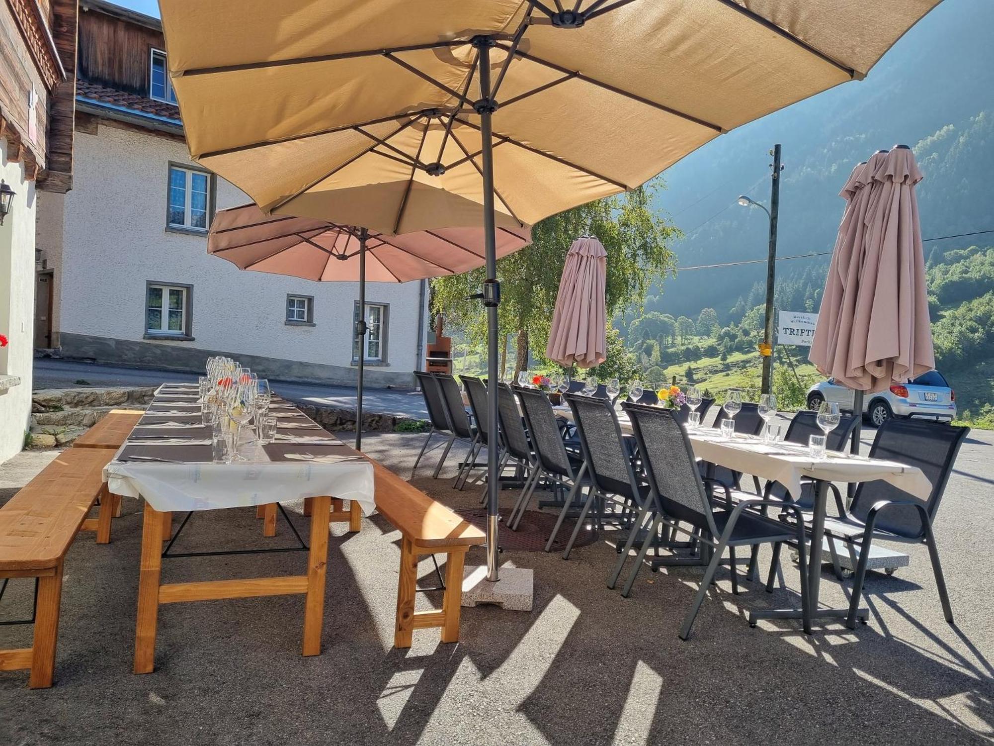 Triftblick Bed & Breakfast Gadmen Екстериор снимка